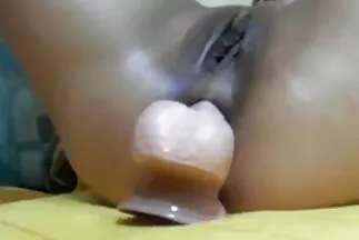 एक काले आदमी पूरा करने के लिए एक मूवी सेक्सी पिक्चर खूबसूरत औरत चूमा ।