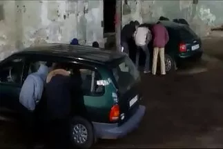 एक लड़का किसी लड़की को किसी सेक्सी हिंदी मूवी वीडियो न किसी सेक्स की समस्या को हल करने के लिए मजबूर करता है