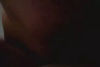 आदमी से मुलाकात की और लॉन पर एक सेक्सी पिक्चर फुल एचडी हिंदी मूवी सुंदर लड़की को चूमा