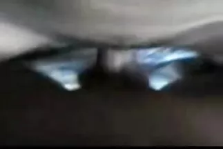 काले बालों वाली लड़की कमबख्त के हिंदी सेक्सी फिल्म मूवी साथ एक सूजन चुंबन बिस्तर पर