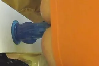 वह अपनी प्रतिभा से पता सेक्सी पिक्चर वीडियो मूवी चलता है और एक लक्जरी सुनहरे बालों वाली