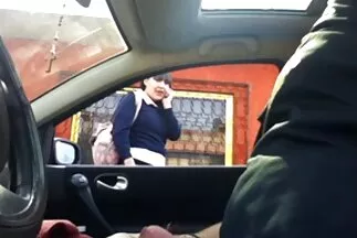 कप में एक चुंबन सेक्सी हिंदी मूवी वीडियो और बिस्तर पर एक सेक्सी महिला कमबख्त